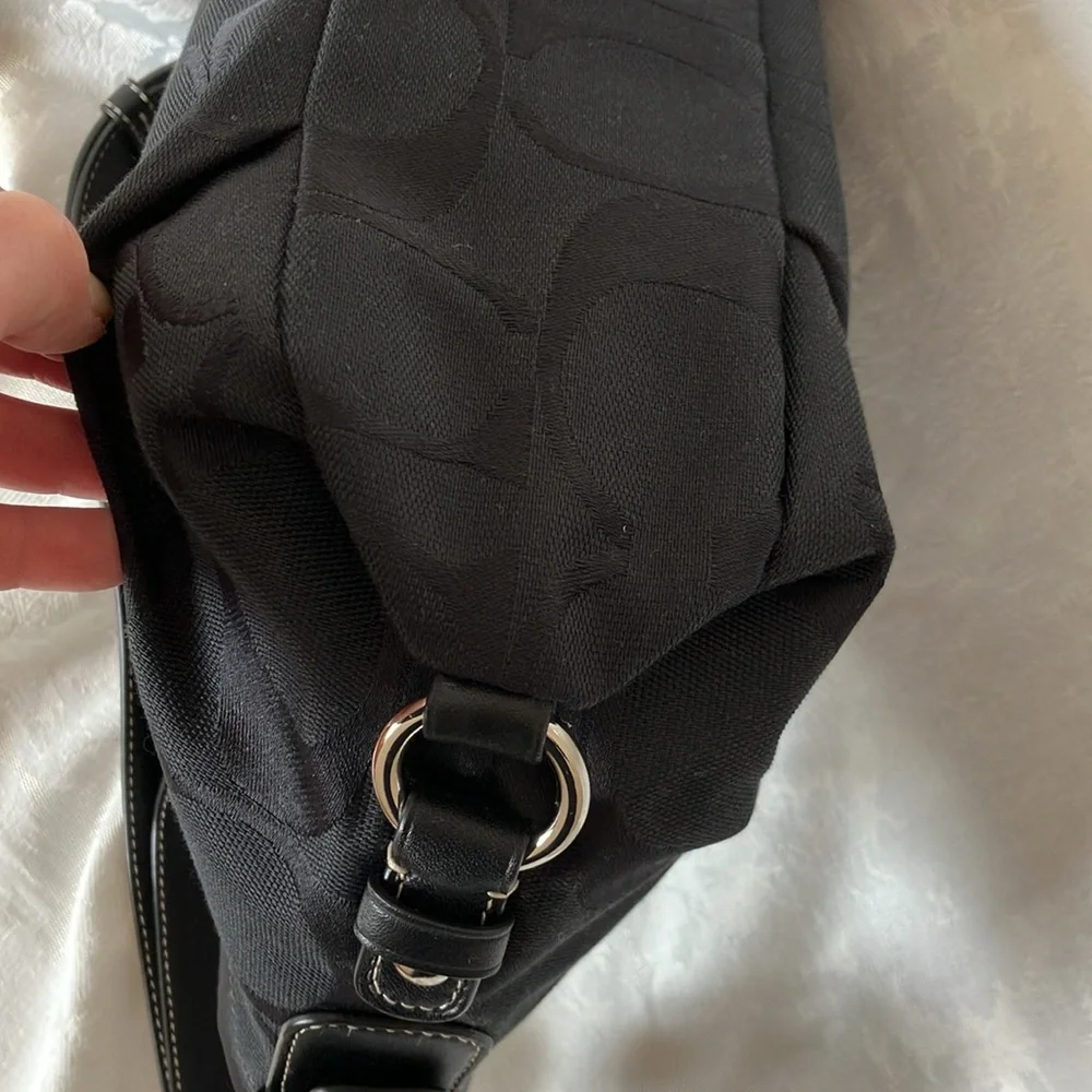 Coach Signature Collection Crossbody Hobo Bag Like New! Price Drop! - Picture 10 of 13